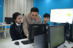辦好新時(shí)代職業(yè)教育 服務(wù)技能型社會(huì)建設(shè)