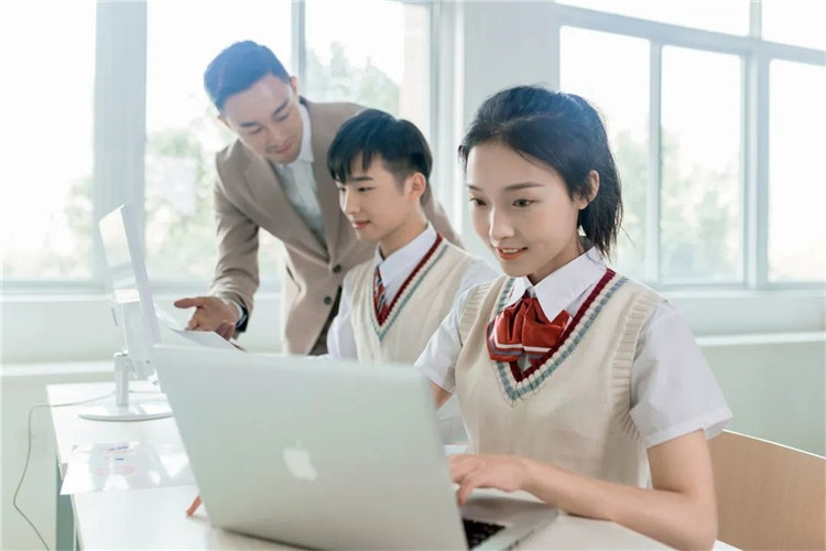職教高考本科錄取率達4:1 普通高中不是唯一升學路徑→
