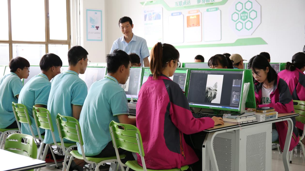 蘭州學互聯網技術哪家學校好？